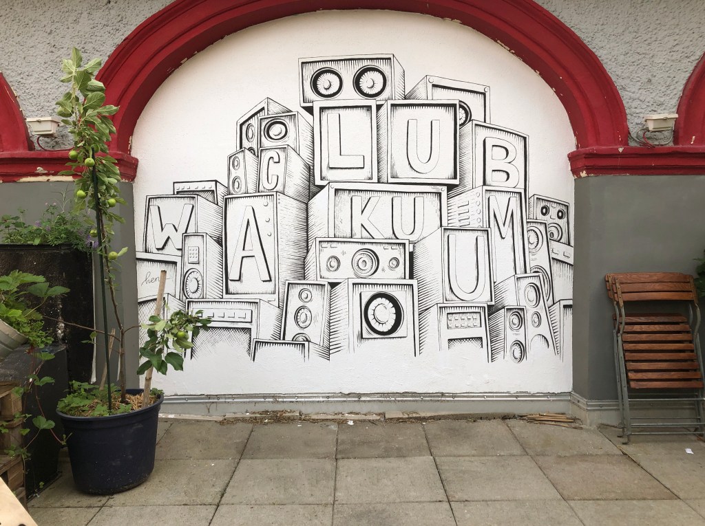 Mural – club&nbsp;wakUum